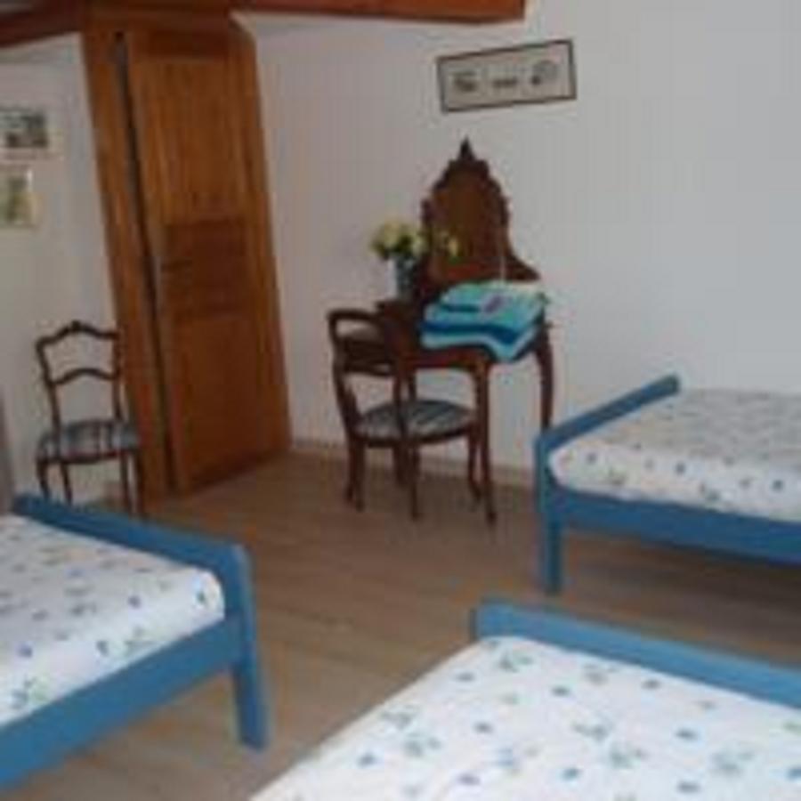 Au Rendez Vous De L'Auxois B&B Essey Номер фото